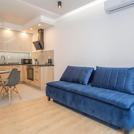 Urban Jungle Apartament Alice Белосток Экстерьер фото